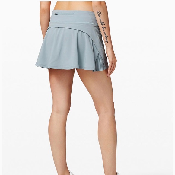 SOLD Play Off The Pleats Skirt 13” Blue Cast Size - Picture 3 of 4